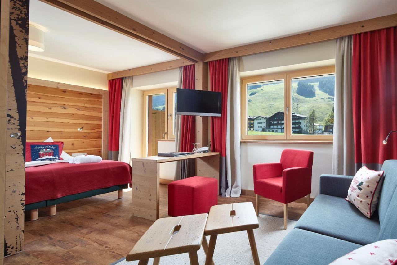 Hotel Hasenauer 4 Sterne Superior Saalbach-Hinterglemm Værelse billede