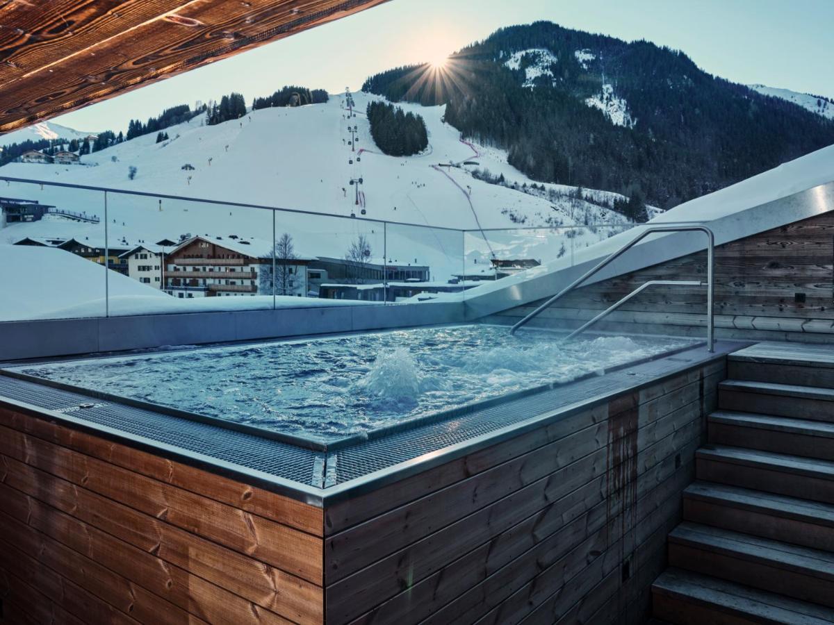 Hotel Hasenauer 4 Sterne Superior Saalbach-Hinterglemm Eksteriør billede