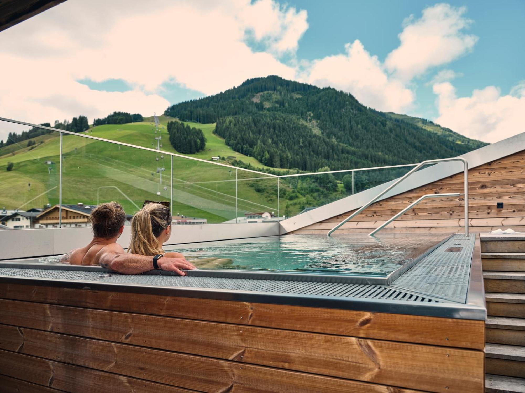Hotel Hasenauer 4 Sterne Superior Saalbach-Hinterglemm Eksteriør billede